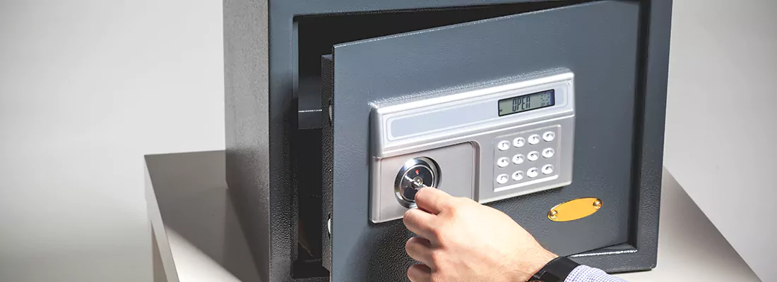 Safe Opening Repair in Oak Ridge